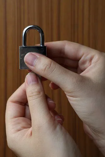 Bristol CT Locksmith Store Bristol, CT 860-269-5545 - residential-lockouts